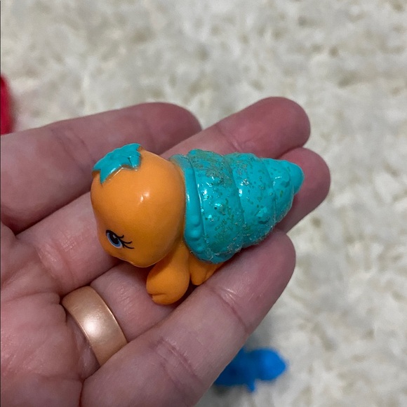 4 Polly pocket shimmer and splash pets VGUC ready for play or collection - Picture 7 of 15